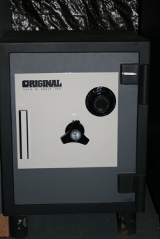 1814 Original Enforcer Showroom Model Safe